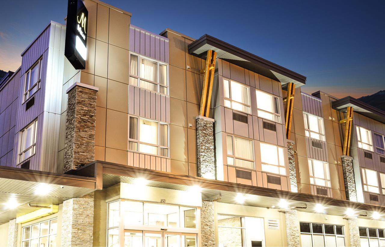 Mstar Hotel Kitimat Bagian luar foto